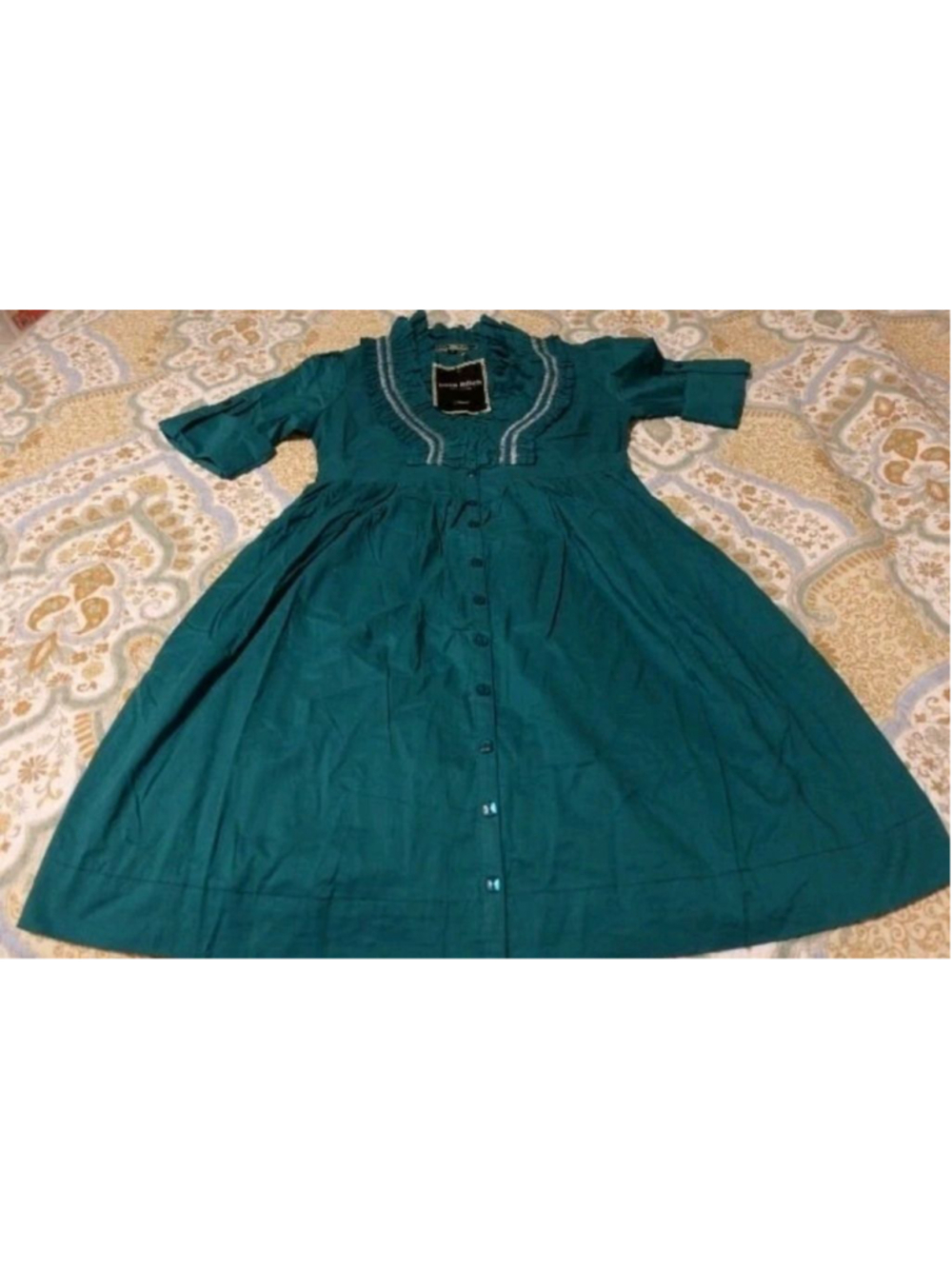 Love Stitch Teal short Sleeve Dress with Silver Trim size medium
